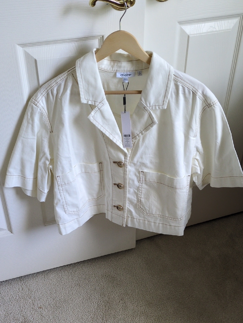 NWT Chico's Ecru Cropped Button-Front Jacket